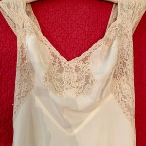 Vintage nightgown; add some spice to your holiday!